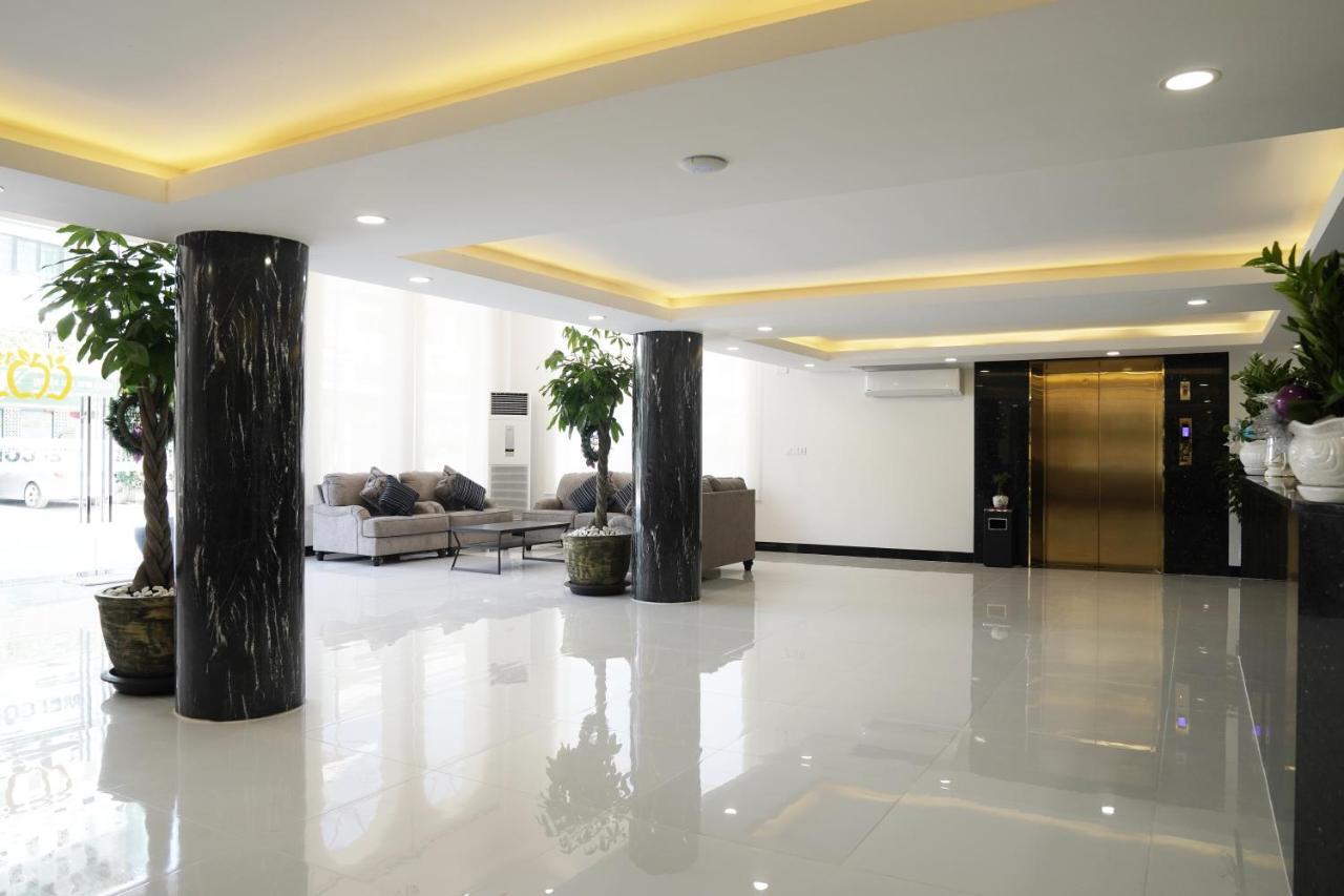 Apple Hotel Three - Near Pnh Airport Phnom Penh Exterior foto