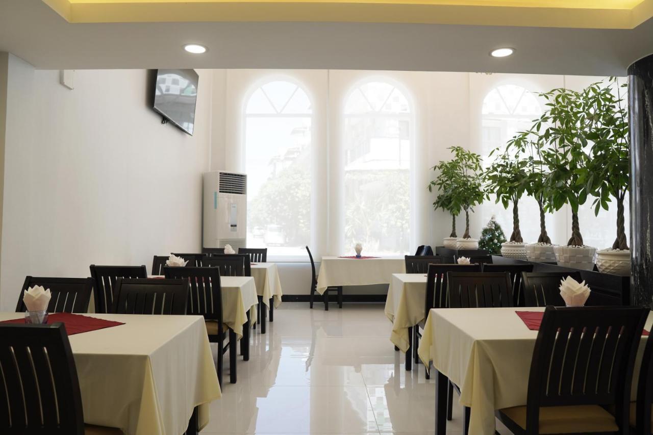 Apple Hotel Three - Near Pnh Airport Phnom Penh Exterior foto
